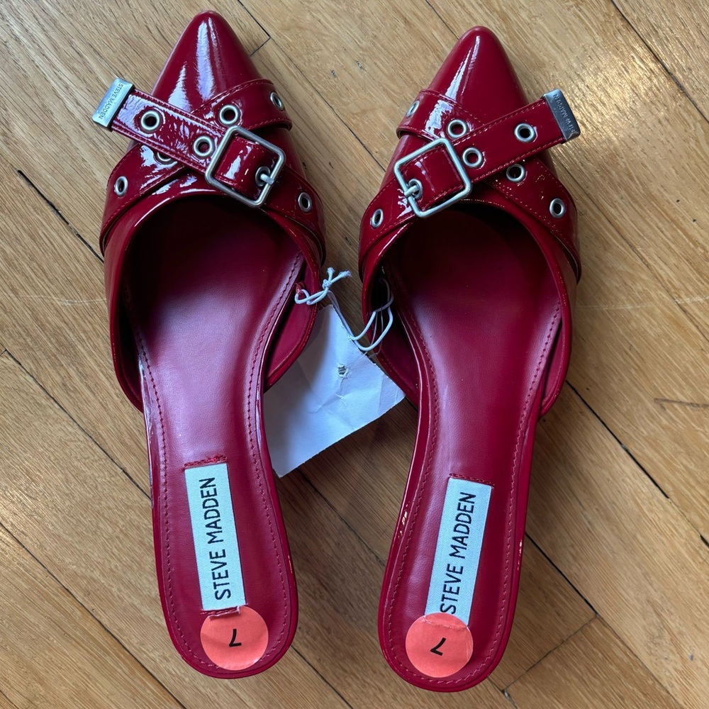 Steve Madden Red Patent Pointed-Toe Mules with Kitten Heel WOMEN’S SIZE 7